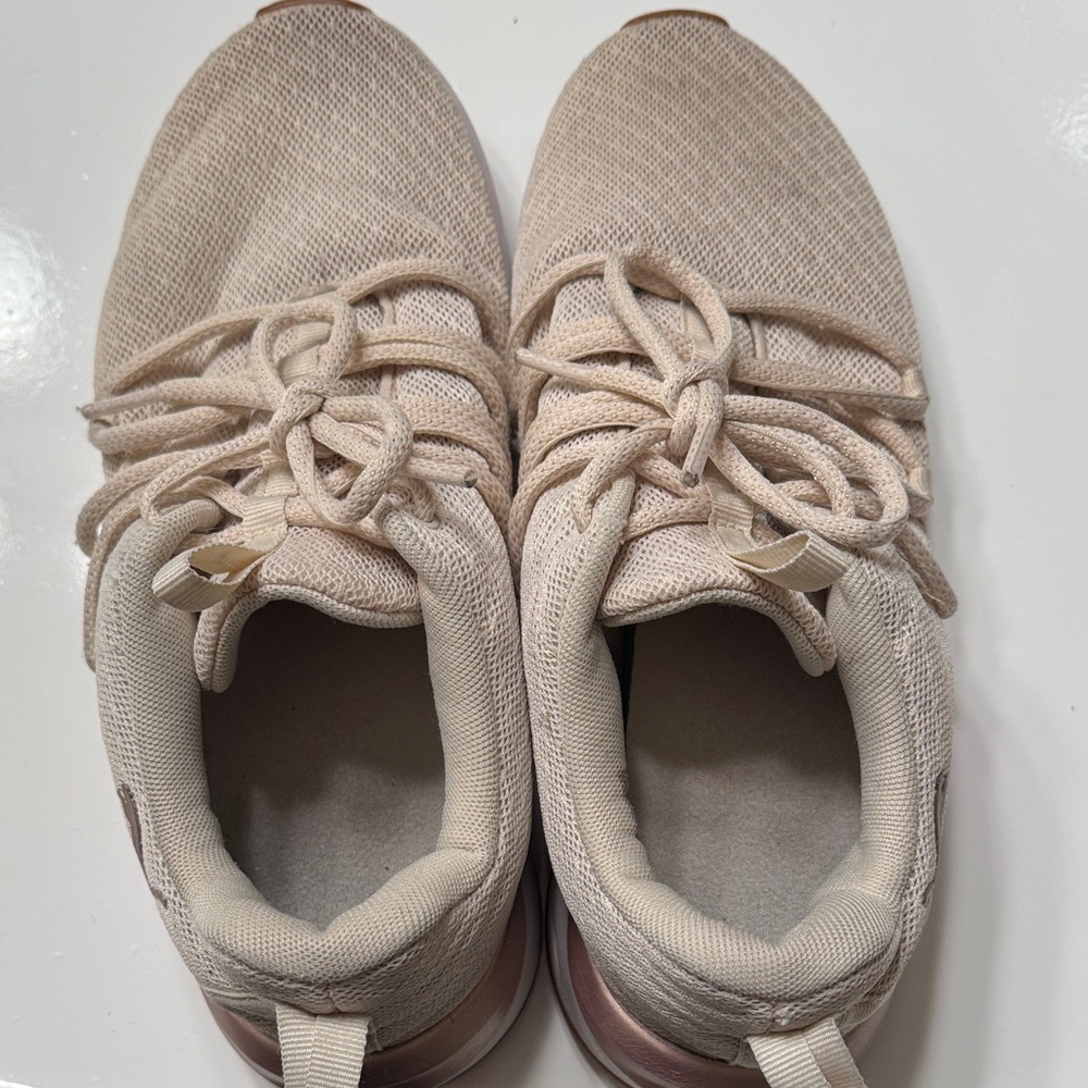 Puma Women's Beige Knit Sneakers